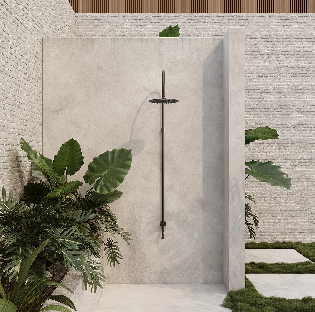 Sola WMOutdoorShower View1 BG