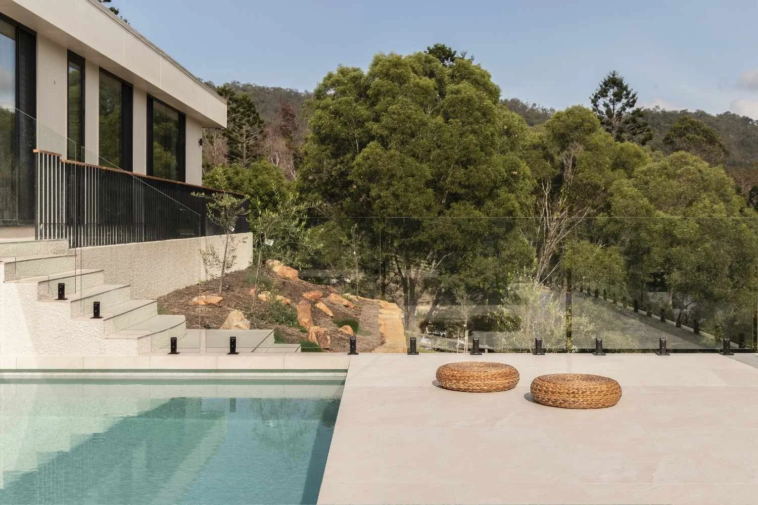 Best Outdoor Tiles Large Format Limestone Looj