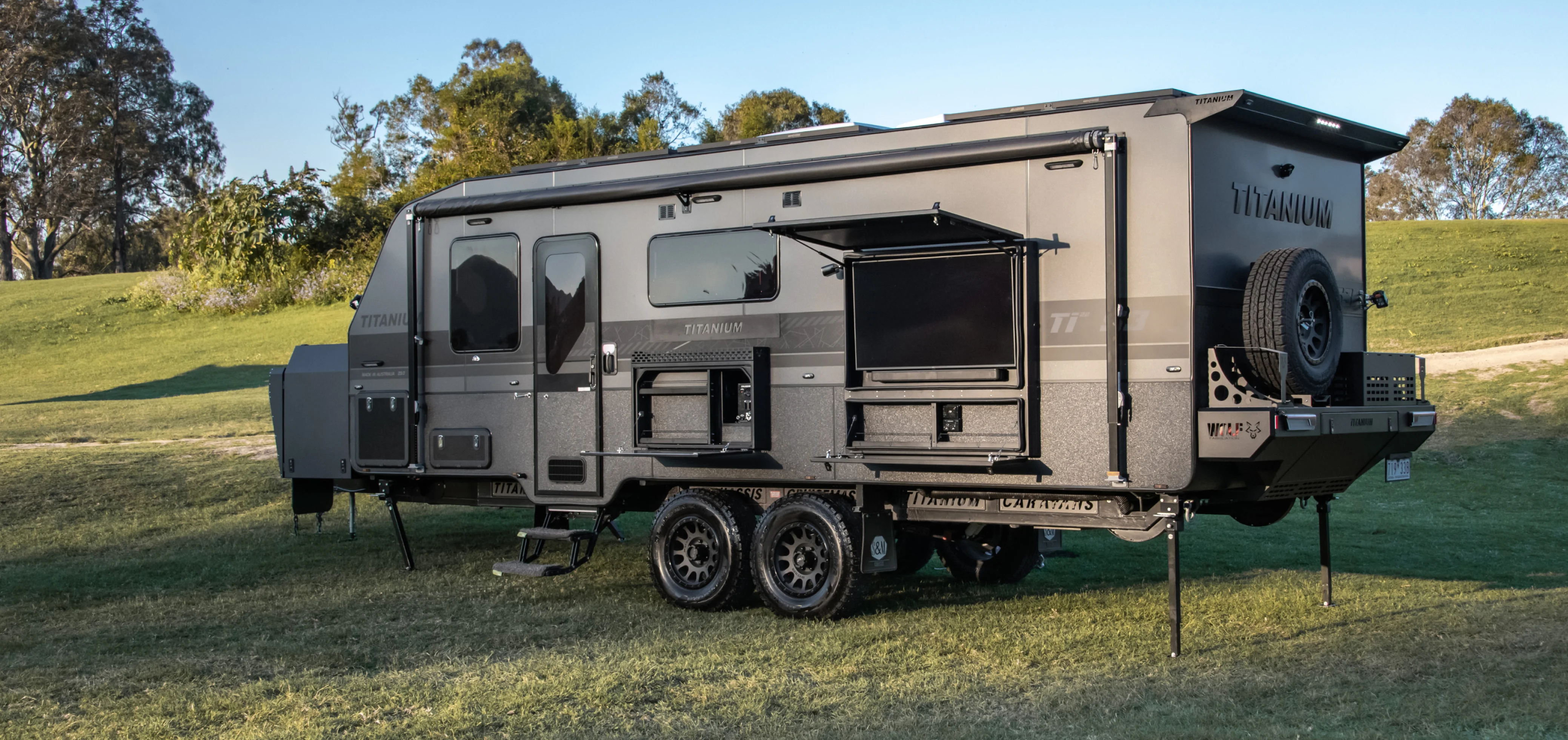 titanium-caravans-hero-img