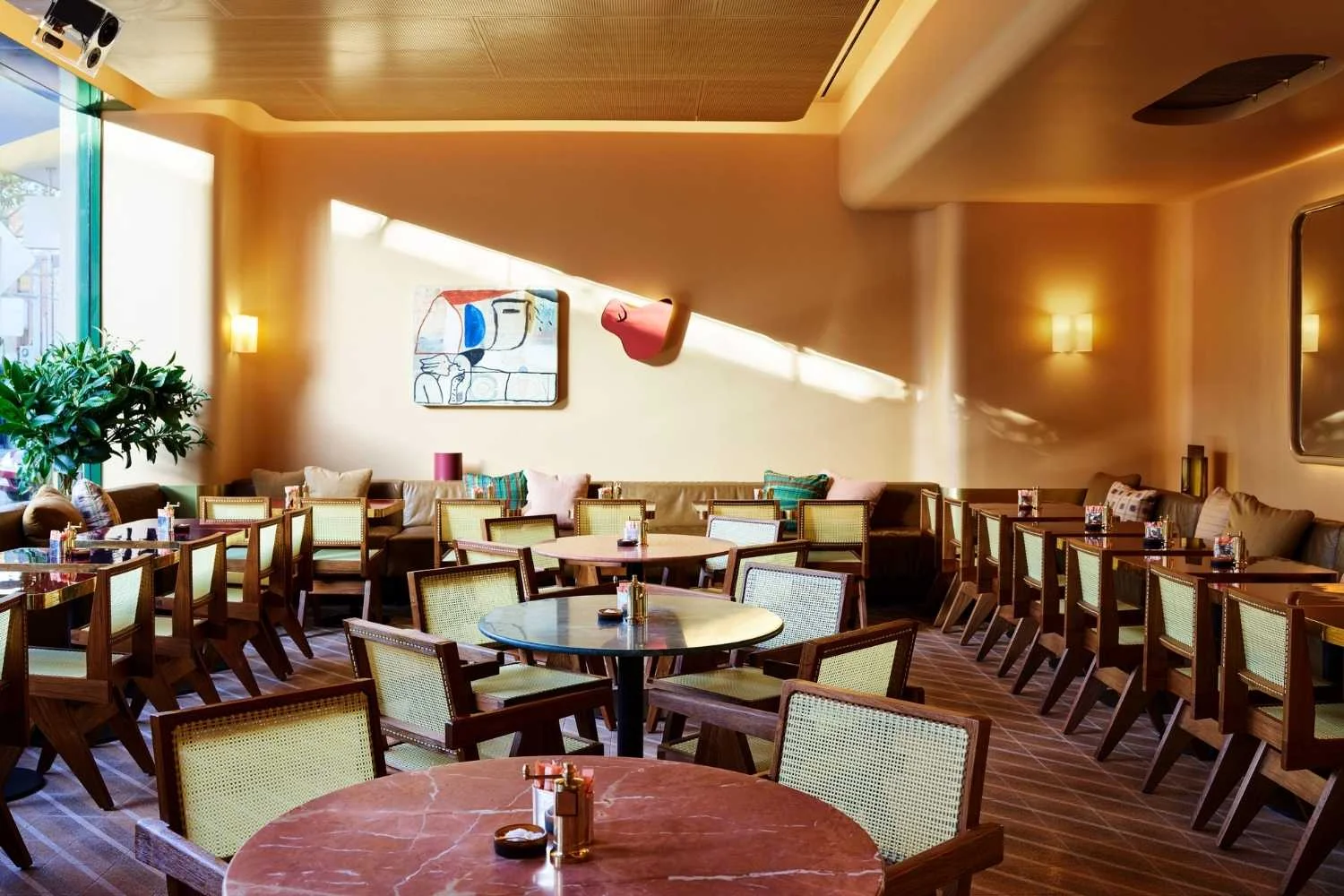 Aesthetic Cafes in Sydney Surry Hills Modern