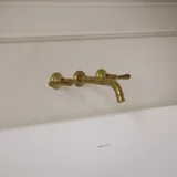 Kingsley TAB Bathroom Bath Scene 06