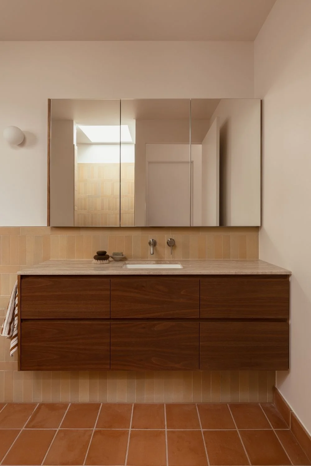 Bathroom Vanity Design Ideas Floating