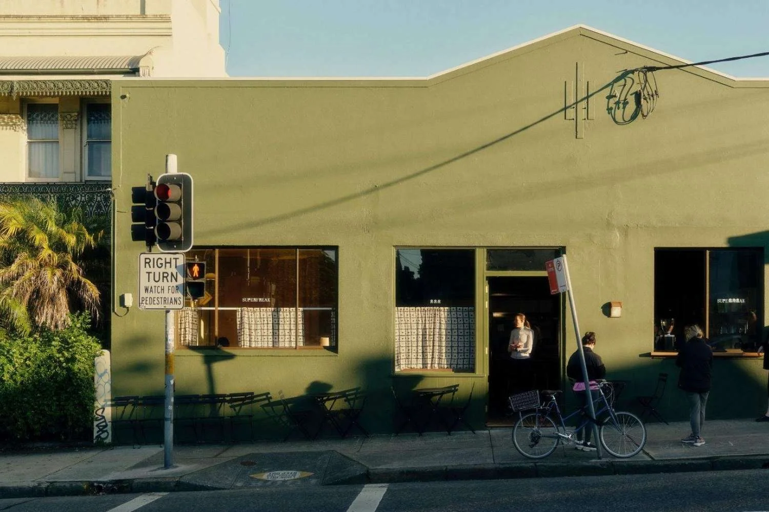 Aesthetic Cafes in Sydney Retro