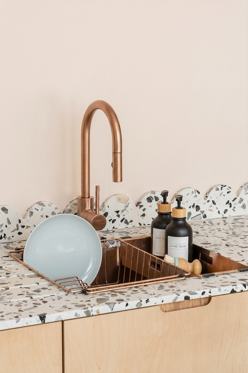 Insetting Render Felicity colander BC