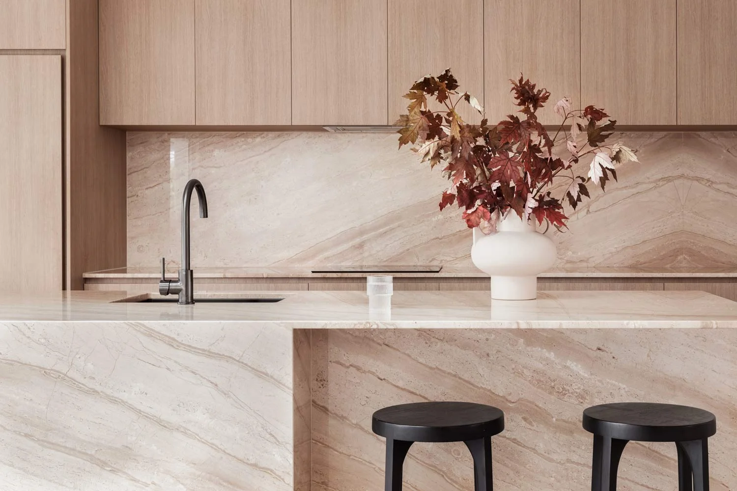 Brushed-Gunmetal-Kitchen-Nude-Pink-Marble
