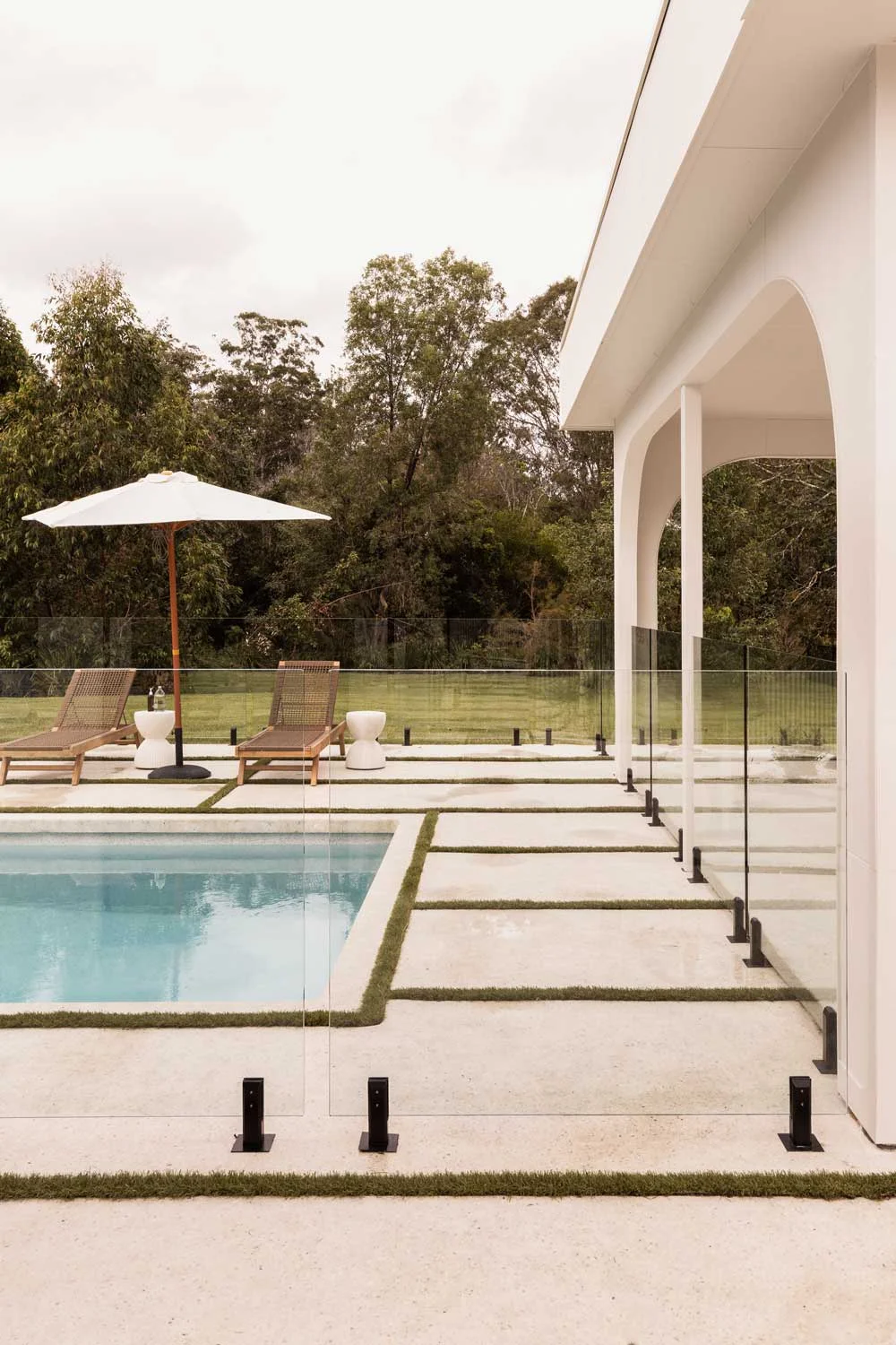 Amara-Coastal-Home-Indoor-Outdoor-Living-Pool-Area-Gold-Coast-Property-Arch