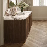 Kingsley TAB Bathroom Full Scene