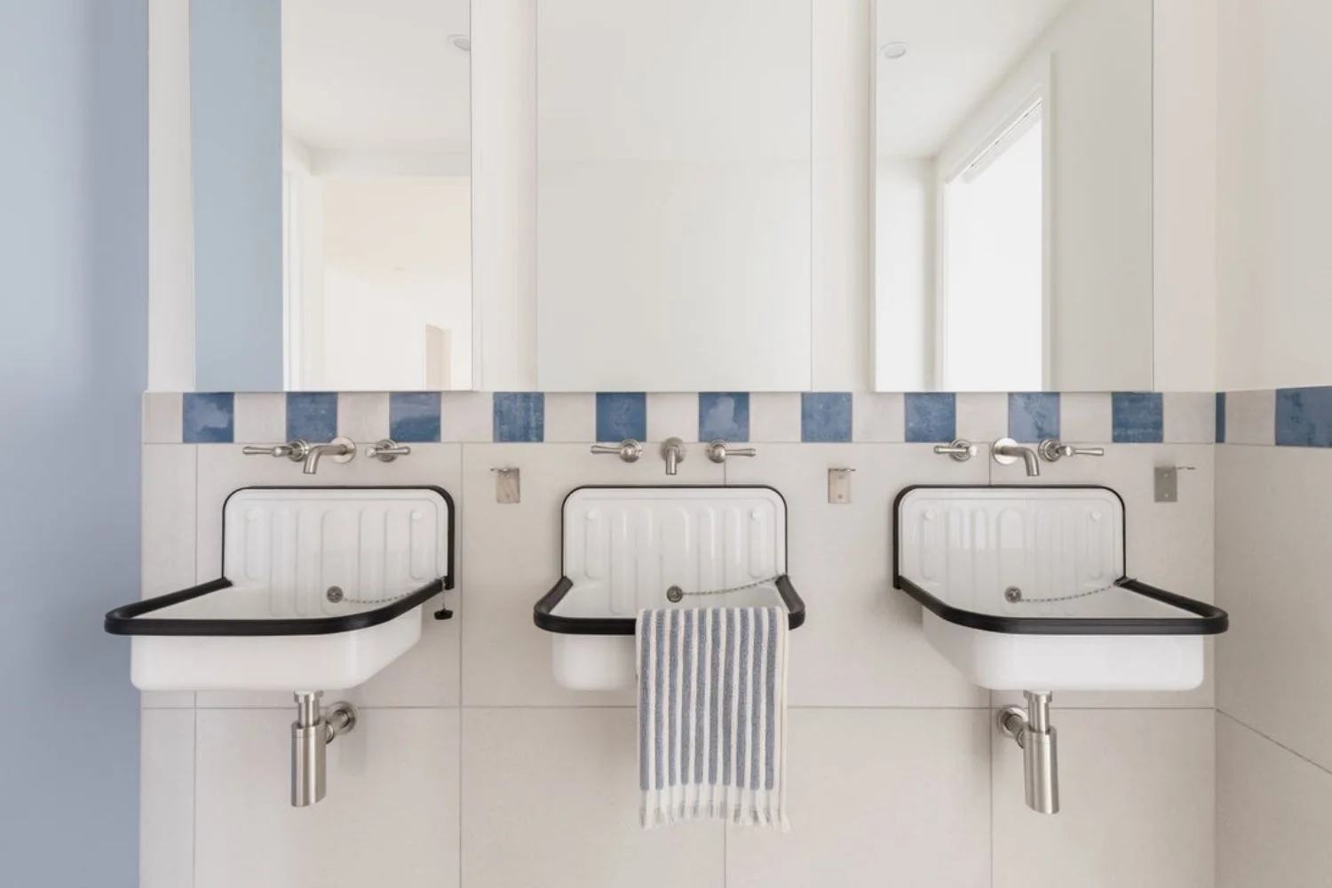 Vintage Bathroom Style