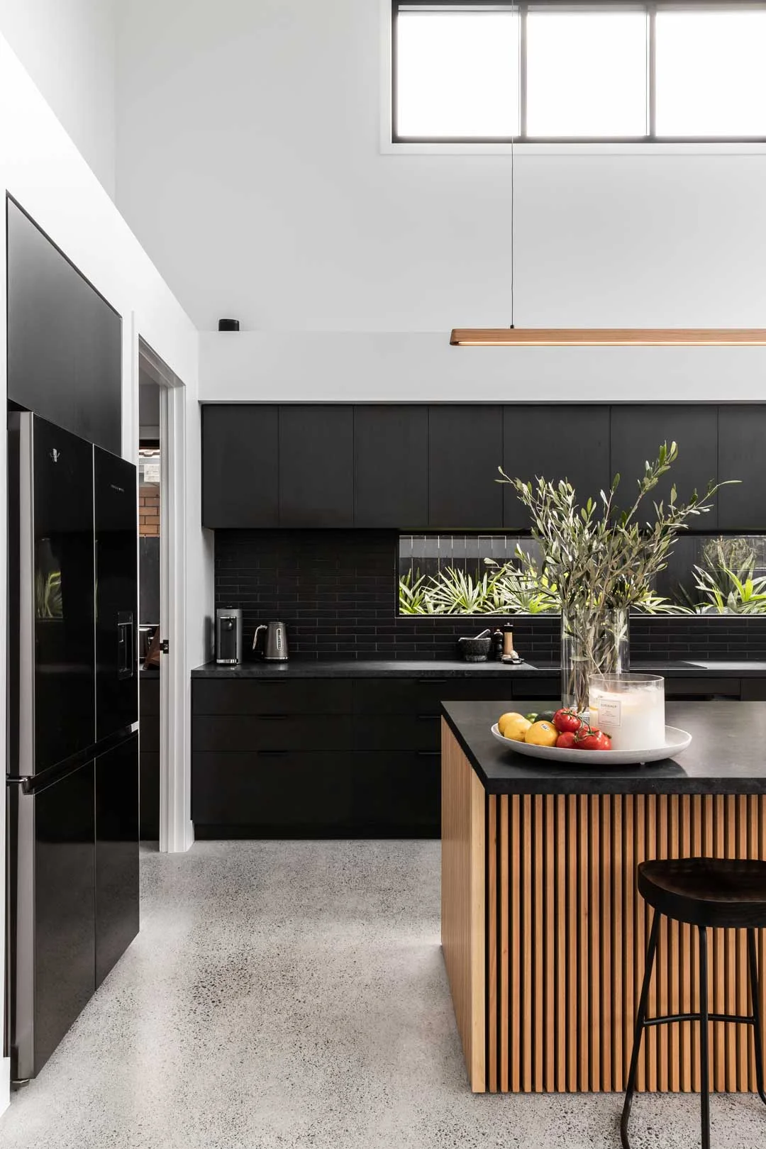 smart-home-appliances-fridge-in-dark-modern-kitchen