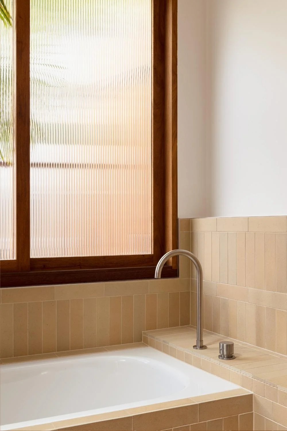 Californian Bungalow Japanese Aesthetic Yellow Tiled Bathroom Mid Century