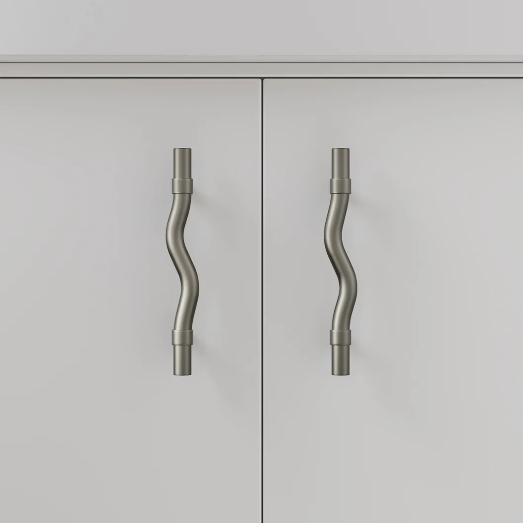 Ziggy%20Adjustable%20Cabinetry%20Pulls In%20Setting Close%20Up 150mm BN