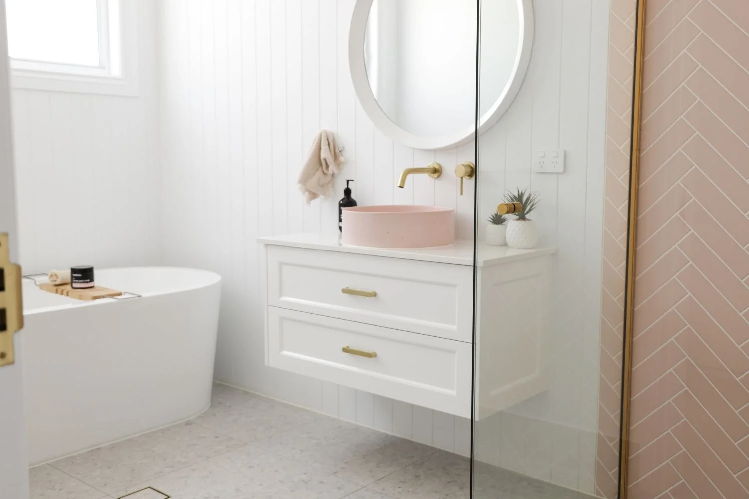 Hamptons Style Bathrooms Modern