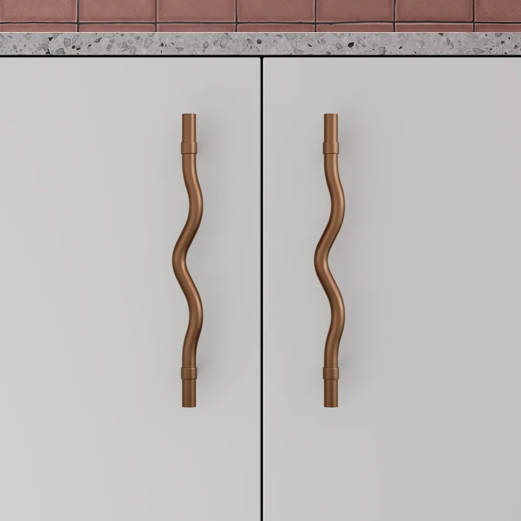 Ziggy%20Adjustable%20Cabinetry%20Pulls In%20Setting Close%20Up 250mm BC