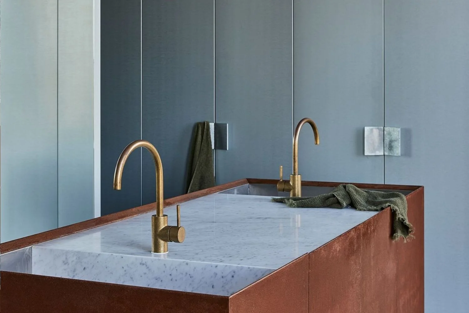 Bathroom Vanity Design Ideas Bathroom Island