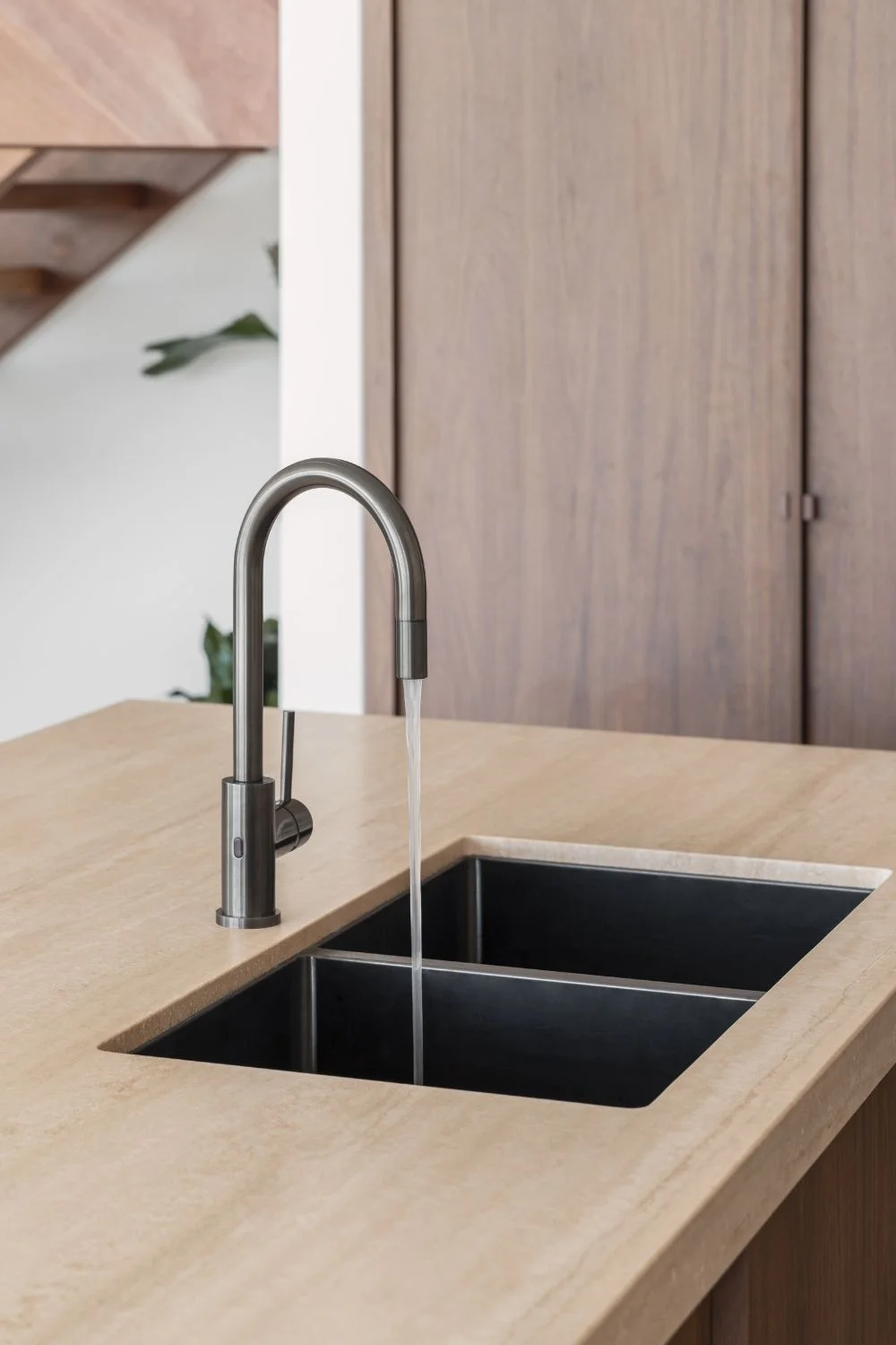 Brushed Nickel vs Chrome Brushed Gunmetal