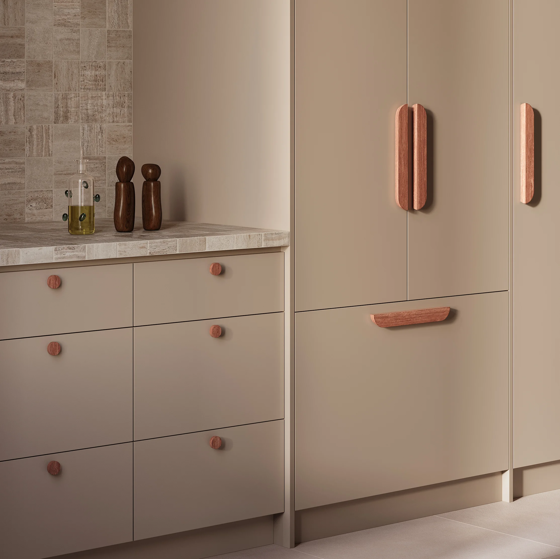 Pedra%20Curve%20Cabinetry%20Pull%20320mm%20Pedra%20Large%20Knob%2035mm Red%20Travertine