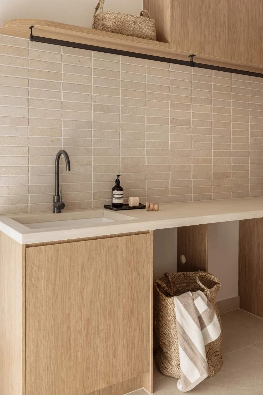 Laundry Design Medeterranian Inspired