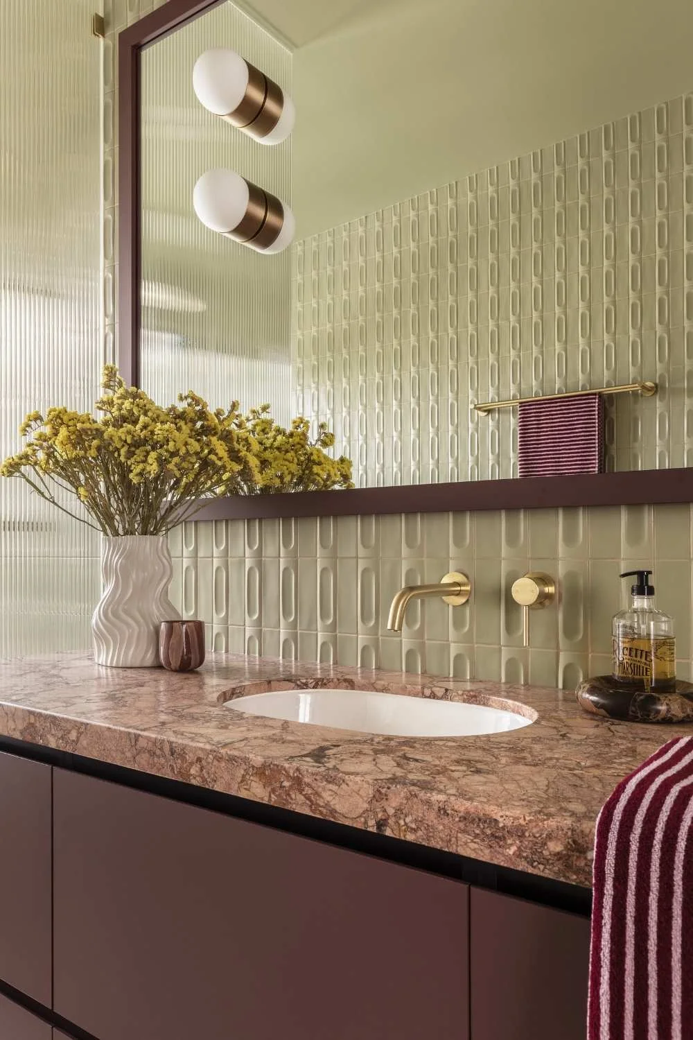 Bathroom Vanity Design Ideas Coloured