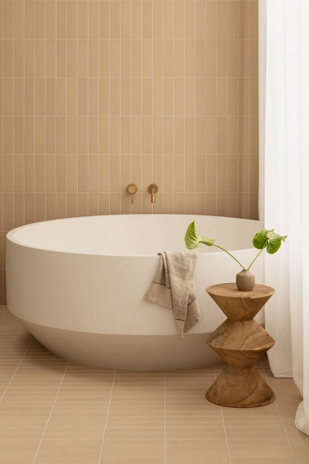 Aura by Kamber Coastal Contemporary Living Bath