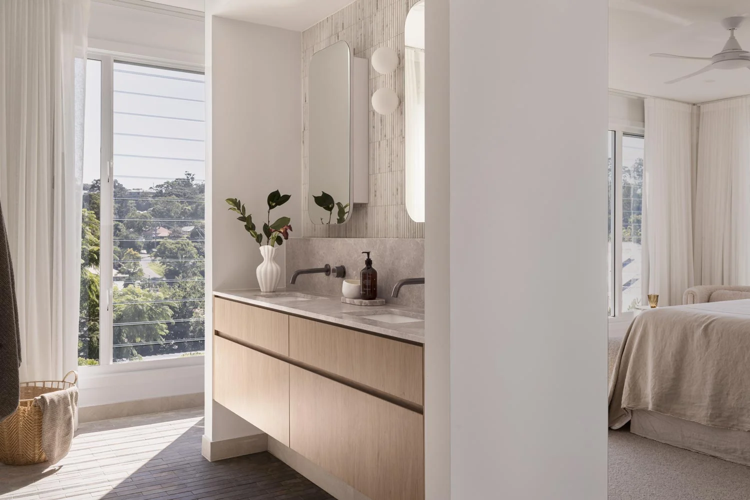 Contemporary-Interior-Design-Gunmetal-Tapware-Master-Bedroom-Ensuite-Oak-Vanity-Marble