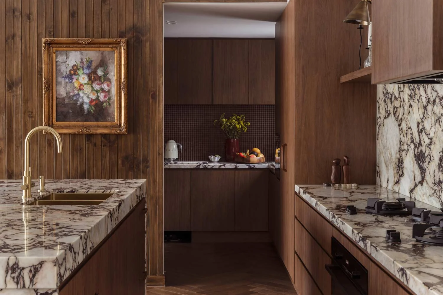 Wood-Interiors-Mid-Century-Modern-Wallnut-Timber-Marble-Benchtops-Brushed-Brass-Tapware
