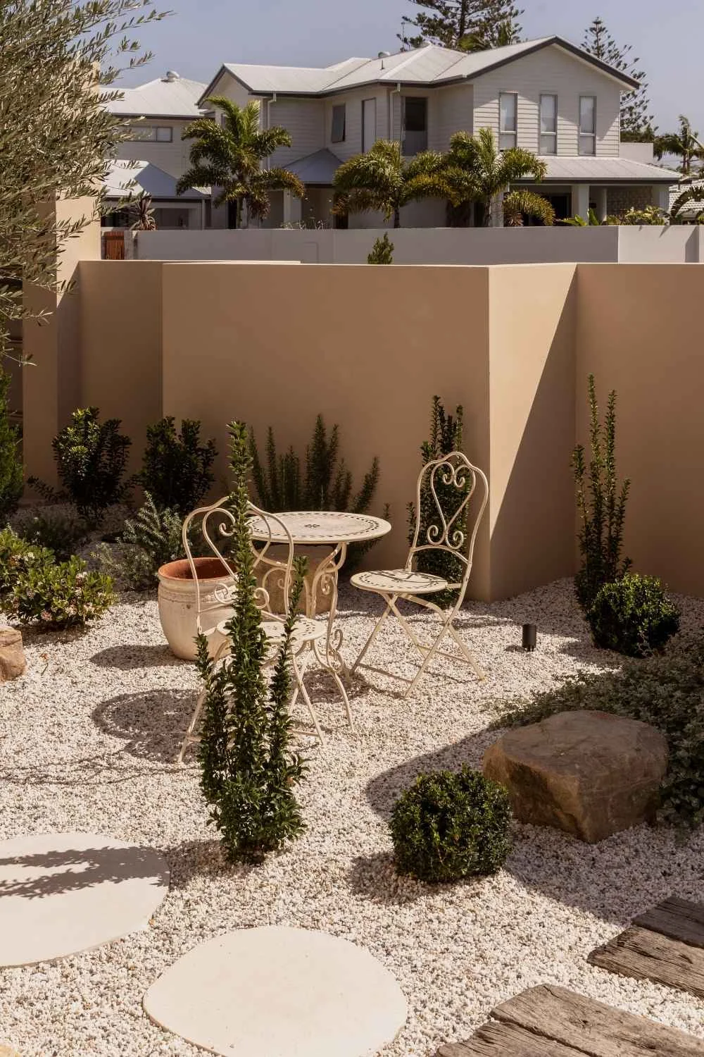Casa Franc Modern Medeterranian Home Organic Courtyard European